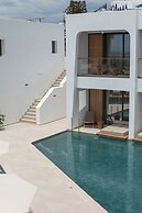 Nuca Mykonos