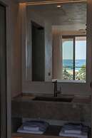 Nuca Mykonos