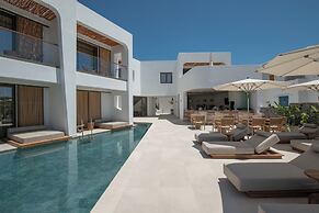 Nuca Mykonos