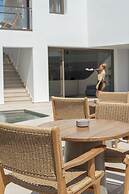 Nuca Mykonos