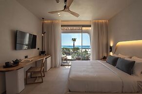 Nuca Mykonos
