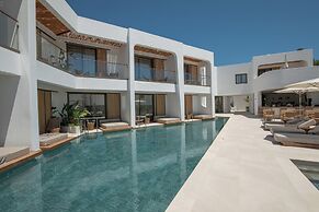Nuca Mykonos