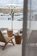 Nuca Mykonos