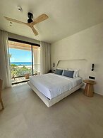 Nuca Mykonos