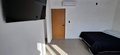 Hotel Caminos