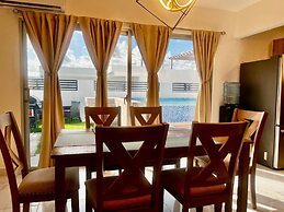 4BR 14 pax Twin Villa-Bbq & private pool