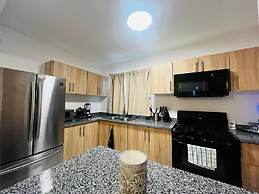 4BR 14 pax Twin Villa-Bbq & private pool