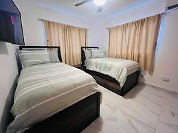 4BR 14 pax Twin Villa-Bbq & private pool