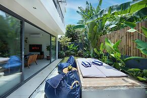 Twin Villas Drupadi 8Br Seminyak