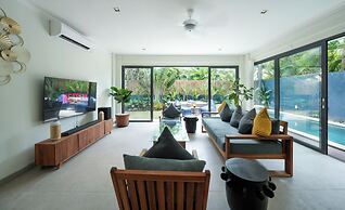 Twin Villas Drupadi 8Br Seminyak