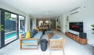 Twin Villas Drupadi 8Br Seminyak