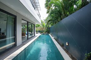 Twin Villas Drupadi 8Br Seminyak