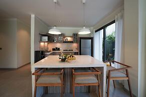 Twin Villas Drupadi 8Br Seminyak