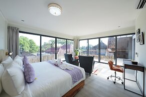 Twin Villas Drupadi 8Br Seminyak