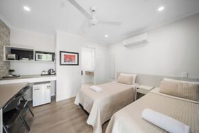 Verandah Motel