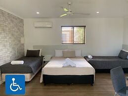 Verandah Motel
