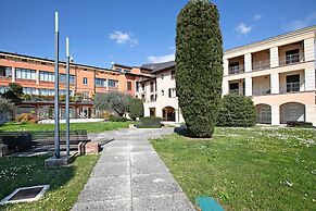 Morgante Salo-lake View & Parking