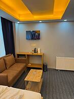 Premium Palace