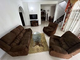 Villa Hirunika