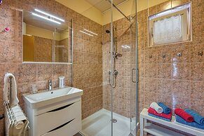 Apartment Jakara