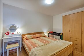 Apartment Jakara