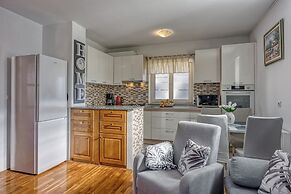 Apartment Jakara