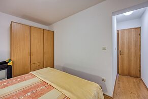 Apartment Jakara