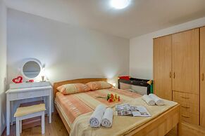 Apartment Jakara