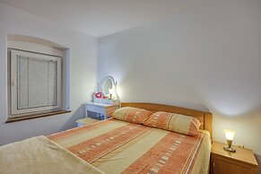 Apartment Jakara