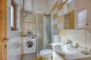 Apartment Jakara
