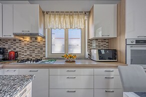 Small Holiday Home Jakara 5