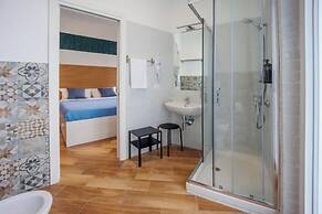 Tony Suites