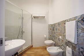 Tony Suites