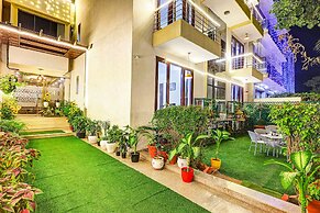 Fabhotel B Stays