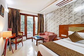 Fabhotel B Stays