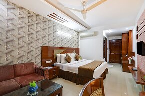 Fabhotel B Stays