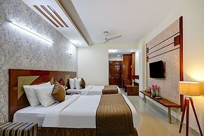 Fabhotel B Stays