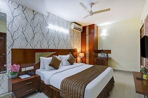 Fabhotel B Stays