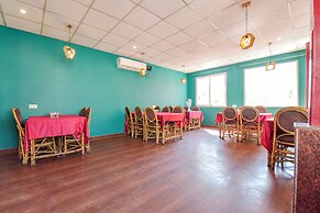 Fabhotel Aarogya Residency