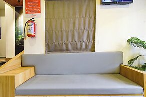 Fabhotel White Ridge