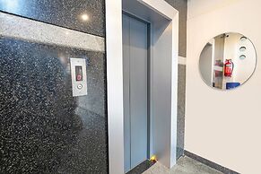 FabHotel Royal N Comforts