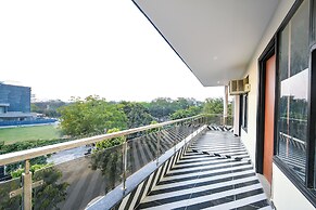 Fabhotel Rr Premium