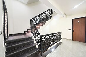 Fabhotel Rr Premium