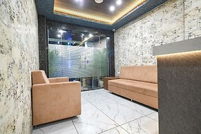 Fabhotel Avinya