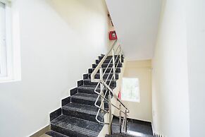 Fabhotel Dlf Inn