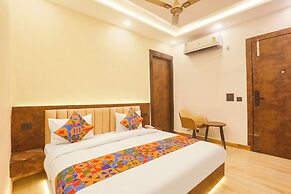 Fabhotel Sugar Inn