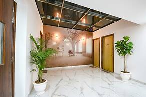 Fabhotel Luxe 8 Stayz