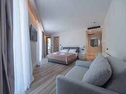 CASA AL MARE by Moskva