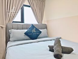 Arte Cheras Luxury Suites