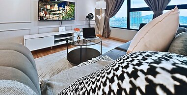 Arte Cheras Luxury Suites